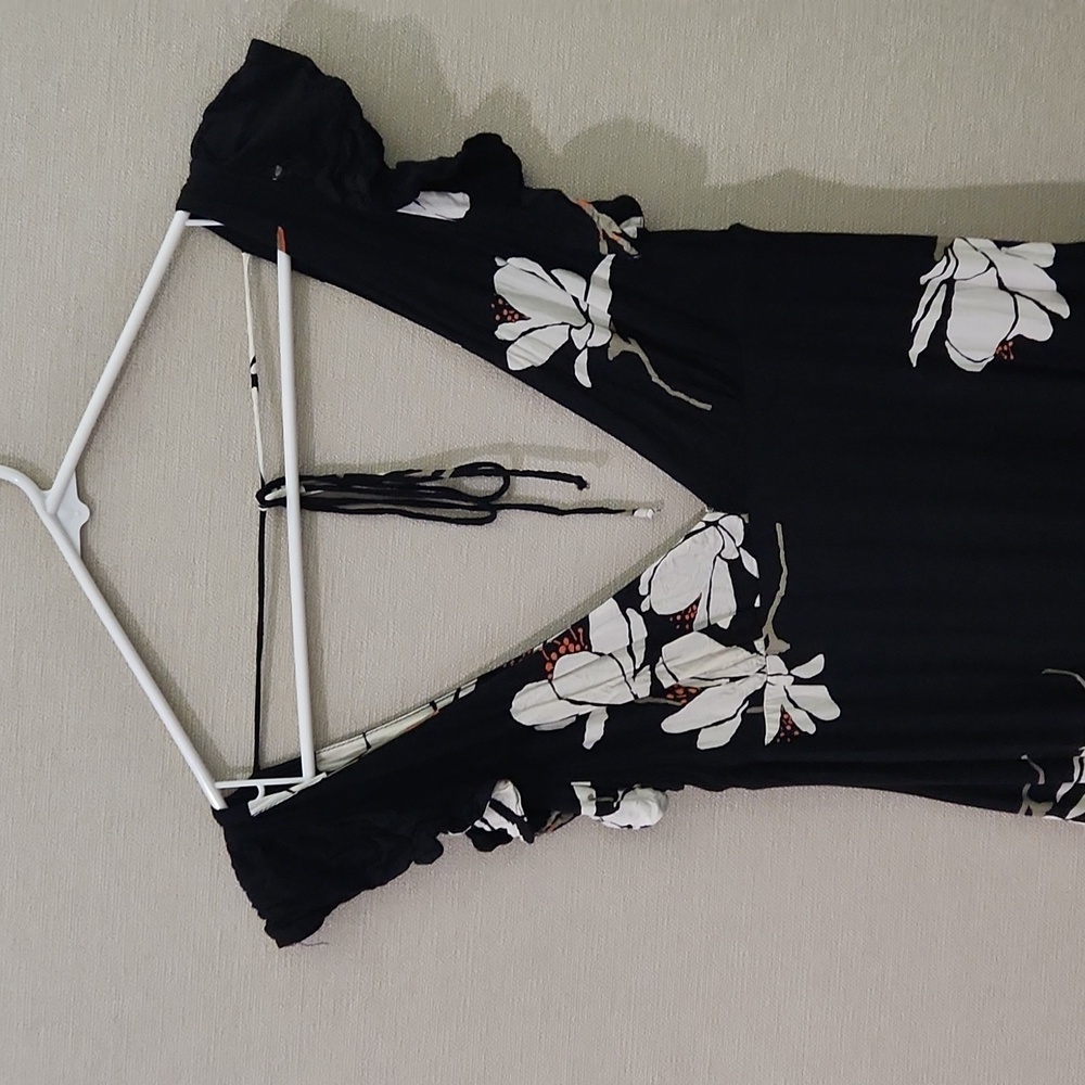Free People She's A Waterfall Dress Size 8 - Picture 3 of 14